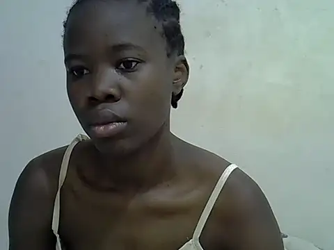 Snapshot of hey_its_andreana chatting on October 14, 2025, 6:08 pm hey its andreana online show from October 14, 2025, 6:08 pm