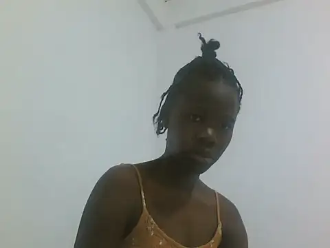Snapshot of hey_its_andreana chatting on June 12, 2026, 8:45 am hey its andreana online show from June 12, 2026, 8:45 am