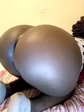 Snapshot of Misskhalifa_ chatting on March 12, 2025, 9:55 am Misskhalifa online show from March 12, 2025, 9:55 am
