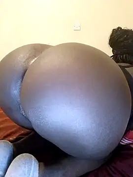 Snapshot of Misskhalifa_ chatting on February 27, 2025, 12:01 pm Misskhalifa online show from February 27, 2025, 12:01 pm