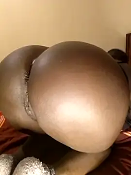 Misskhalifa  online show from January 16, 2026, 3:54 am