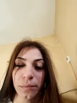 Snapshot of AntoniaHottie chatting on February 20, 2025, 12:15 pm AntoniaHottie online show from February 20, 2025, 12:15 pm