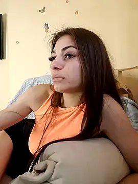 Snapshot of AntoniaHottie chatting on February 23, 2025, 1:10 pm AntoniaHottie online show from February 23, 2025, 1:10 pm