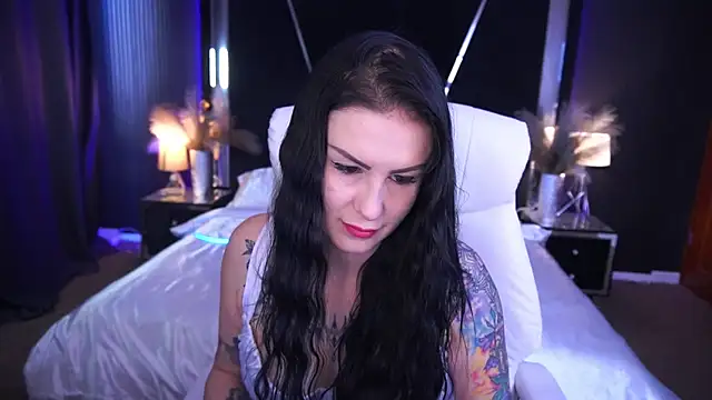 AmberDismond online show from October 22, 2025, 5:51 am