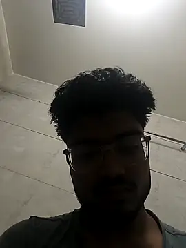 abhirowdy123 online show from November 3, 2025, 3:23 am