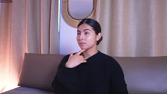 Snapshot of ShelleyMorell chatting on November 18, 2025, 12:41 pm ShelleyMorell online show from November 18, 2025, 12:41 pm