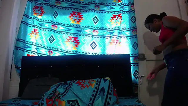 Snapshot of GiveLove1 chatting on February 20, 2025, 3:30 pm GiveLove1 online show from February 20, 2025, 3:30 pm