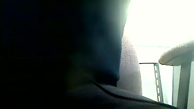 Snapshot of markluvskitty chatting on October 7, 2025, 8:43 pm markluvskitty online show from October 7, 2025, 8:43 pm