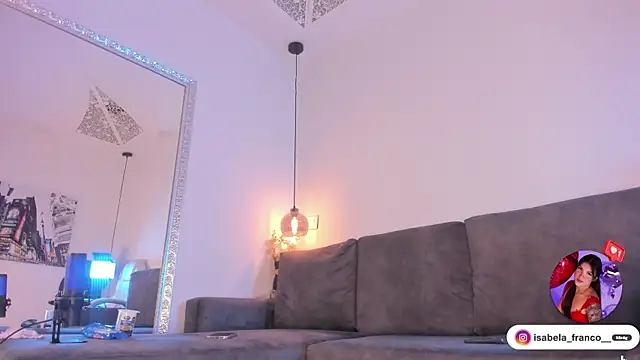 Isabella francoo online show from March 17, 2025, 12:14 pm