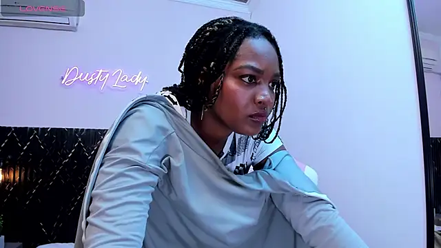 chanel brunette online show from March 21, 2025, 5:45 pm