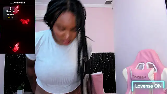 chanel brunette online show from September 18, 2025, 6:00 pm