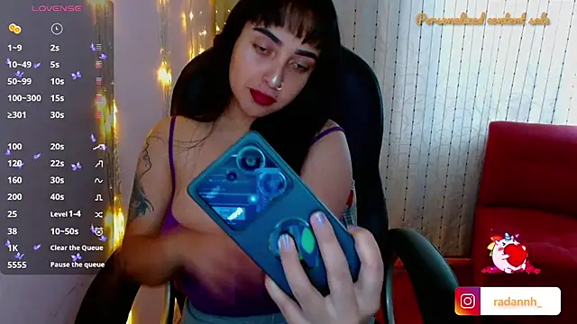 Snapshot of AmberGoddess_ chatting on March 20, 2025, 9:02 pm AmberGoddess online show from March 20, 2025, 9:02 pm