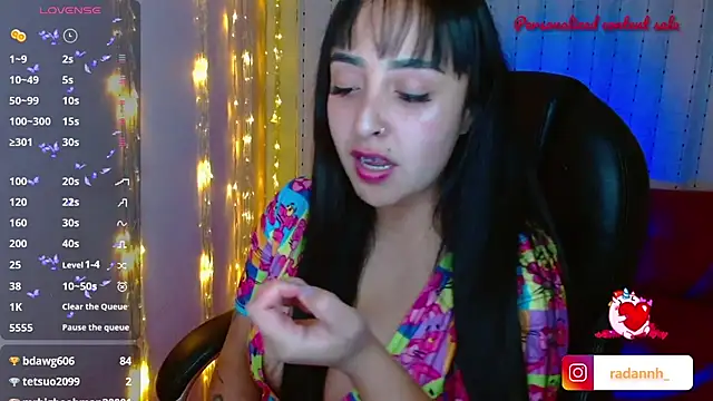 Snapshot of AmberGoddess_ chatting on March 19, 2025, 4:36 am AmberGoddess online show from March 19, 2025, 4:36 am