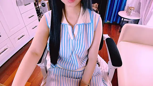 Lee Mi online show from March 15, 2026, 2:24 pm