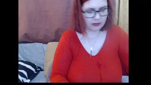 Snapshot of PlayfullMature chatting on May 8, 2026, 11:14 am PlayfullMature online show from May 8, 2026, 11:14 am