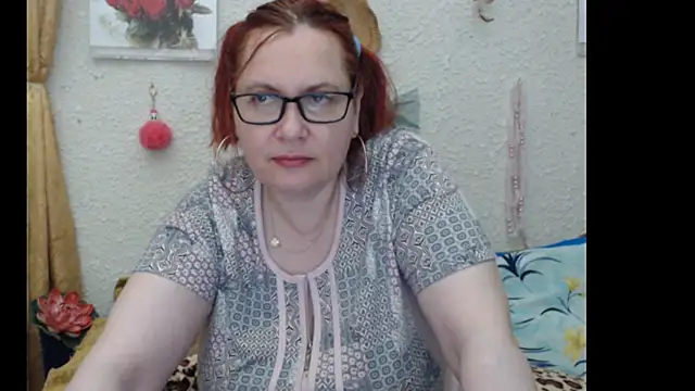 Snapshot of PlayfullMature chatting on October 16, 2025, 3:09 pm PlayfullMature online show from October 16, 2025, 3:09 pm