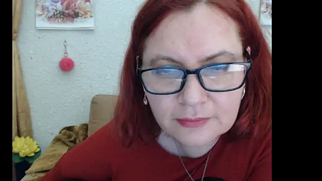 Snapshot of PlayfullMature chatting on October 12, 2025, 7:37 pm PlayfullMature online show from October 12, 2025, 7:37 pm