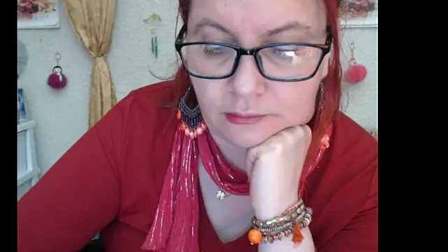 Snapshot of PlayfullMature chatting on October 6, 2025, 10:49 am PlayfullMature online show from October 6, 2025, 10:49 am