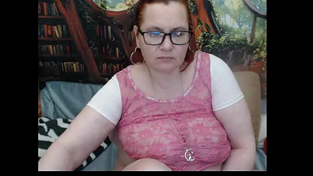 Snapshot of PlayfullMature chatting on May 29, 2026, 12:38 am PlayfullMature online show from May 29, 2026, 12:38 am