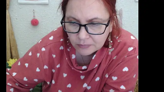 Snapshot of PlayfullMature chatting on October 11, 2025, 12:39 pm PlayfullMature online show from October 11, 2025, 12:39 pm