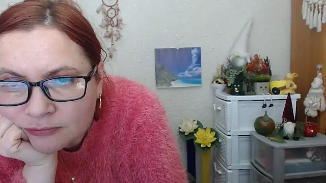 Snapshot of PlayfullMature chatting on March 21, 2025, 1:23 pm PlayfullMature online show from March 21, 2025, 1:23 pm