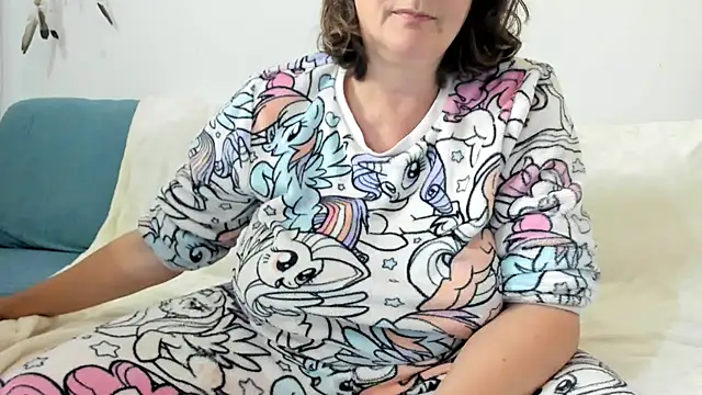 IsraeliMilf online show from April 19, 2026, 9:43 am