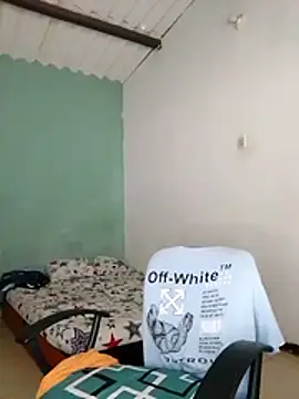 deisy summers47x online show from October 24, 2025, 11:53 am