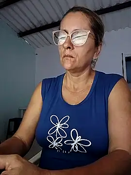 Snapshot of deisy_summers47x chatting on February 24, 2025, 1:10 pm deisy summers47x online show from February 24, 2025, 1:10 pm
