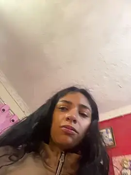 Snapshot of _Dulcinea777 chatting on June 5, 2026, 1:43 am Dulcinea777 online show from June 5, 2026, 1:43 am