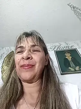 Snapshot of biancchi chatting on March 5, 2025, 12:00 pm biancchi online show from March 5, 2025, 12:00 pm