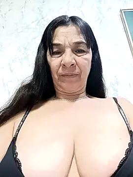 Snapshot of biancchi chatting on June 1, 2026, 11:54 am biancchi online show from June 1, 2026, 11:54 am