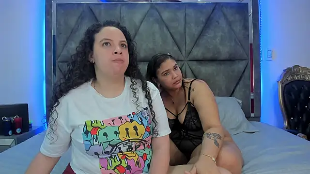 Snapshot of Danielaandximena chatting on February 7, 2025, 5:52 am Danielaandximena online show from February 7, 2025, 5:52 am