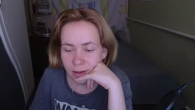 Snapshot of Riley_Roo chatting on May 22, 2026, 7:39 am Riley Roo online show from May 22, 2026, 7:39 am