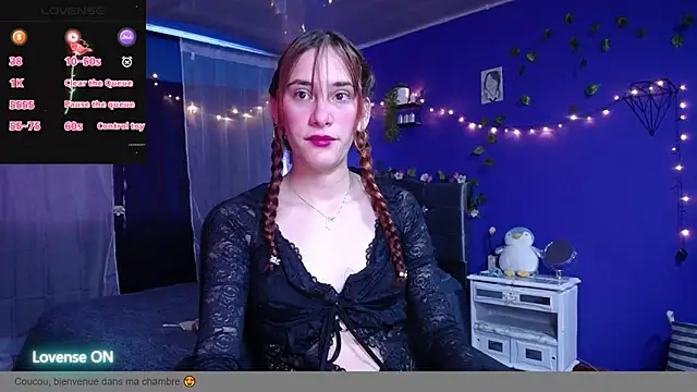 IsaBaileys  online show from October 3, 2025, 9:05 pm