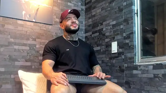 BruceDallas online show from March 2, 2026, 12:22 am