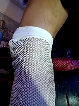 Mune Raez 6 online show from December 2, 2025, 4:03 am