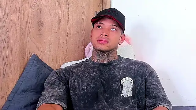 Stiven collins online show from November 29, 2025, 10:26 am