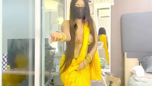 Monalisadon018 online show from November 18, 2025, 5:55 am