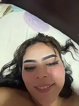 Chloemercury online show from November 29, 2025, 7:52 am