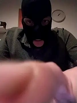 Snapshot of Knuffelstaaf123 chatting on January 10, 2026, 1:23 am Knuffelstaaf123 online show from January 10, 2026, 1:23 am