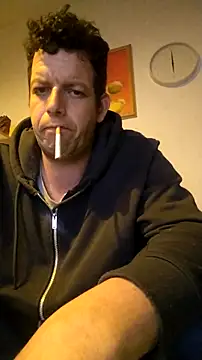 Snapshot of Knuffelstaaf123 chatting on March 1, 2026, 6:13 am Knuffelstaaf123 online show from March 1, 2026, 6:13 am