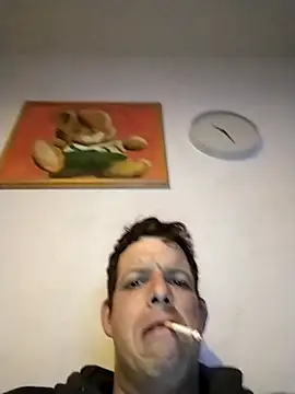 Snapshot of Knuffelstaaf123 chatting on February 27, 2026, 10:42 pm Knuffelstaaf123 online show from February 27, 2026, 10:42 pm