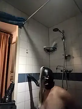 Snapshot of Knuffelstaaf123 chatting on December 20, 2025, 3:20 am Knuffelstaaf123 online show from December 20, 2025, 3:20 am