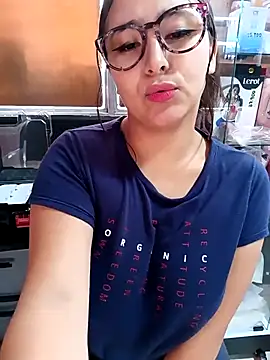 Snapshot of Cute_Penelope chatting on February 26, 2025, 3:10 pm Cute Penelope online show from February 26, 2025, 3:10 pm