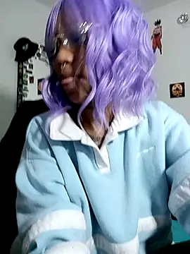 Snapshot of Honey-420- chatting on October 4, 2025, 9:11 am Honey-420- online show from October 4, 2025, 9:11 am