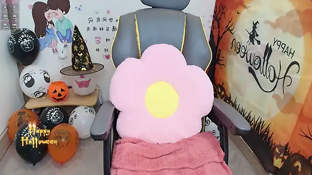  Mizuki  online show from October 31, 2025, 2:35 pm