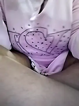 Snapshot of tahra-19 chatting on January 27, 2025, 3:28 pm tahra-19 online show from January 27, 2025, 3:28 pm