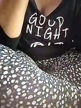 Snapshot of tahra-19 chatting on January 31, 2025, 9:59 pm tahra-19 online show from January 31, 2025, 9:59 pm