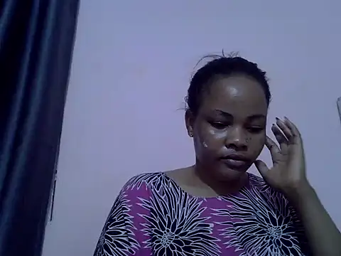 Snapshot of Amberay1 chatting on September 12, 2025, 9:58 pm Amberay1 online show from September 12, 2025, 9:58 pm
