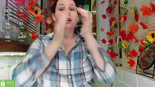 Snapshot of Candys_booty chatting on October 16, 2025, 10:07 pm Candys booty online show from October 16, 2025, 10:07 pm